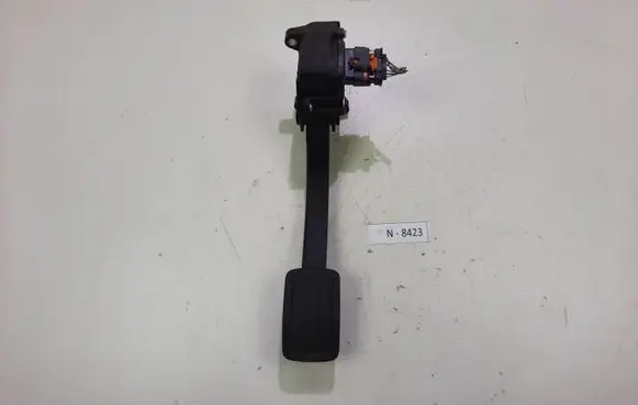 Peugeot 308 Accelerator throttle pedal 9674829180