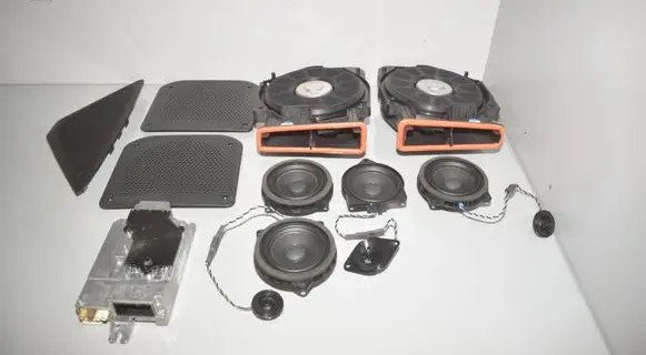 BMW 1 F40 Audio system kit 5A7DDA2 6823294 7928000