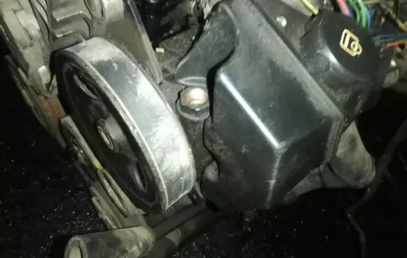 Renault Laguna I Power steering pump