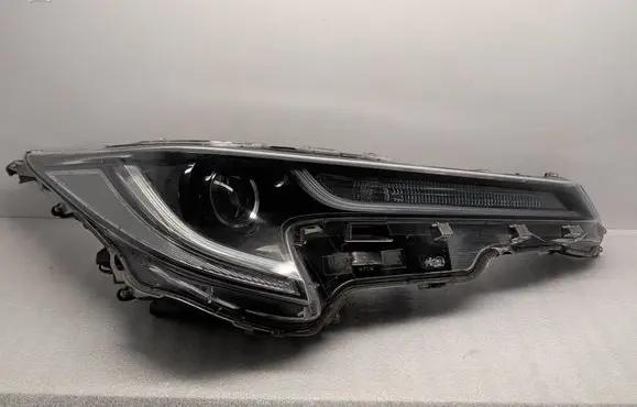 Toyota Corolla E210 E21 Headlight/headlamp 8111002S70