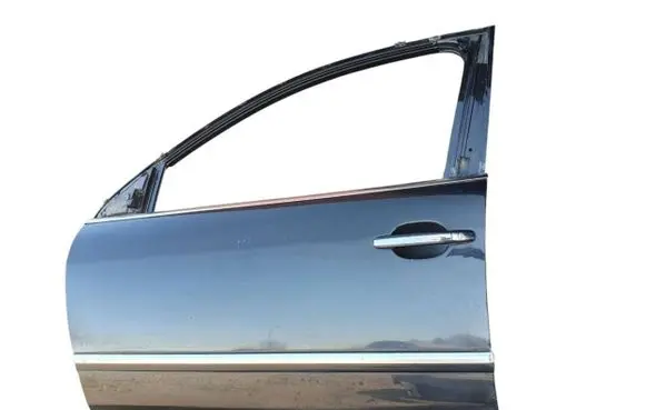 Volkswagen Phaeton Front door