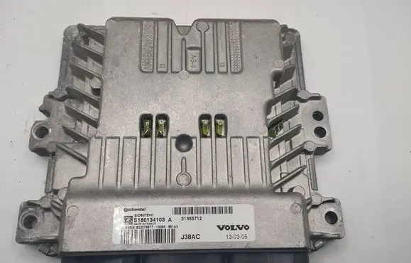 Volvo V60 Engine control unit/module S180134103A J38AC 31355712
