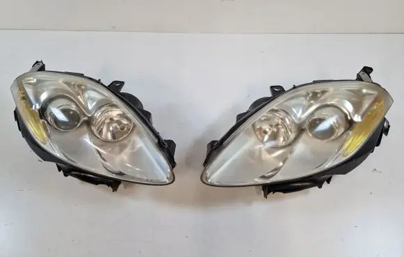 Fiat Croma Headlights/headlamps set 43710748