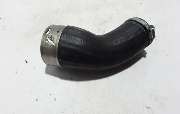 Volvo V40 Intercooler hose/pipe 31657738