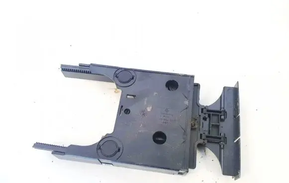 Volkswagen Golf IV Cup holder 1j0862533d