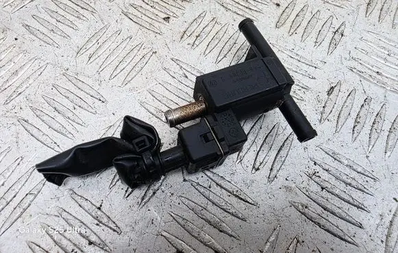 Nissan Qashqai Vacuum valve 8200603558 70134303