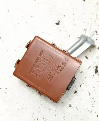 Toyota Prius (XW20) Tire pressure control unit 8976947011