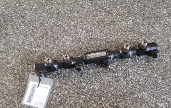 Ford Mondeo Mk III Fuel main line pipe 2S7Q9D280AE