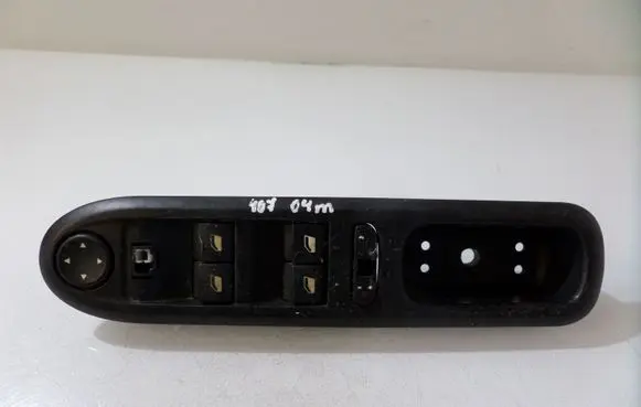 Peugeot 407 Electric window control switch 53269735 96468704XT