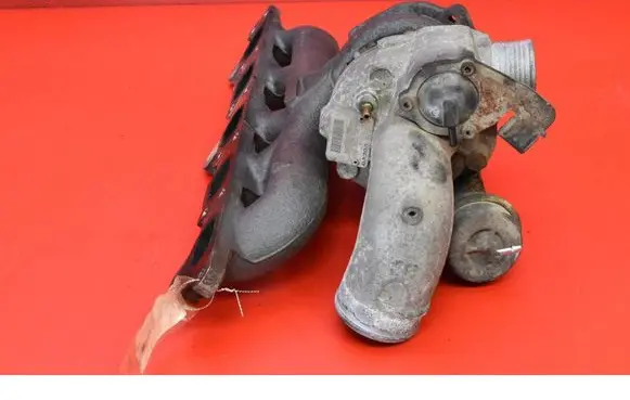 Volvo V50 Turbo system vacuum part 30650975
