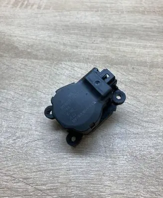 Ford Focus Air flap motor/actuator 3M5H19E616AB