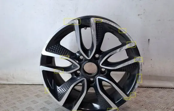 Toyota Yaris XP210 R15 alloy rim RACINGLINE B5087