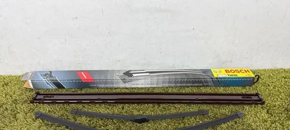 Ford Focus Windshield/front glass wiper blade 3397118977 A977s