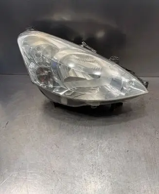 Peugeot Partner Headlight/headlamp 89318001 9682829280