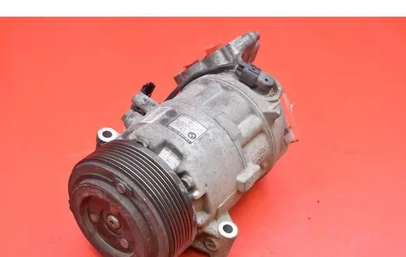 BMW 1 E82 E88 Air conditioning (A/C) compressor (pump) 915682001
