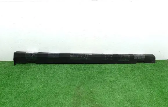 Hyundai i30 Side skirt front trim 87754S0000