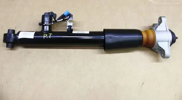 BMW 4 G22 G23 G24 G26 Rear shock absorber/damper 6886243 6889812