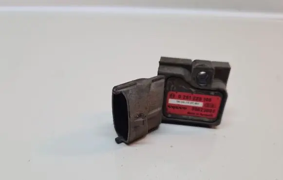 Volvo S60 Air pressure sensor 0261230106