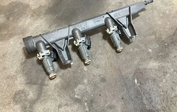 Peugeot 2008 II Fuel injector 9676020480 S1000