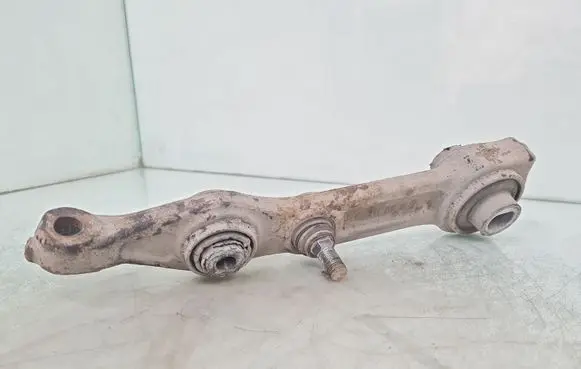 Mercedes-Benz CLS C219 Front lower control arm/wishbone 21103