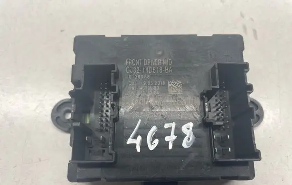 Land Rover Range Rover Sport L494 Door control unit/module GJ3214D618BA