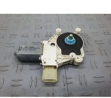 BMW 5 F10 F11 Front door window regulator motor 914547102 7271564 08041440