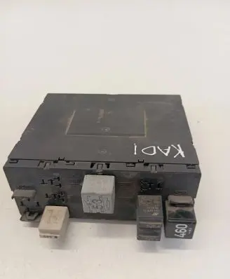 Volkswagen Caddy Fuse module 1K0937049P F005V00494 H32S0401