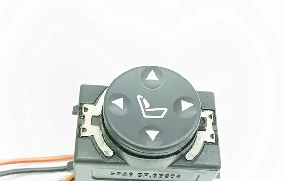 BMW 5 E39 Seat control switch 8360877 03060040