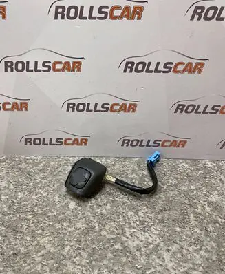 Steering wheel buttons/switches