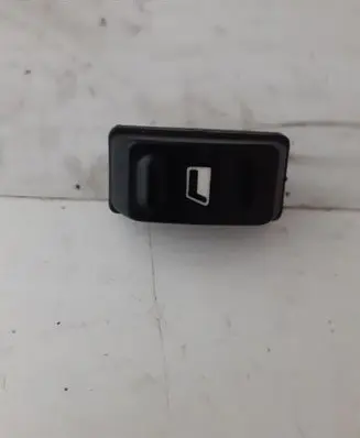 Citroen Xsara Picasso Electric window control switch 22681