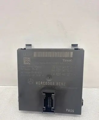 Mercedes-Benz S W221 Gateway control module A2215407045 A2214480927 A2215405445
