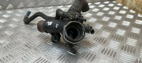 Mercedes-Benz Vito Viano W639 Thermostat/thermostat housing A6512000615