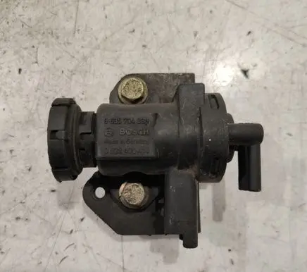 Peugeot 607 Valve vacuum 9635704380