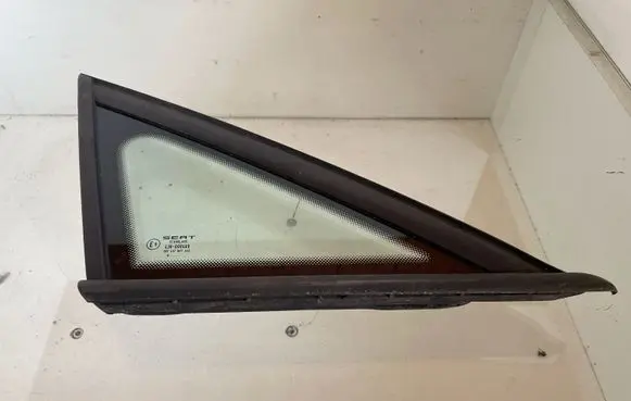 Seat Toledo III (5P) Front triangle window/glass 43R000469