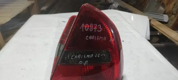 Mitsubishi Carisma Rear/tail lights