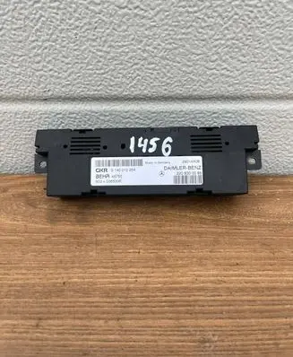 Mercedes-Benz S W220 Auxiliary heating control unit/module 2208300085