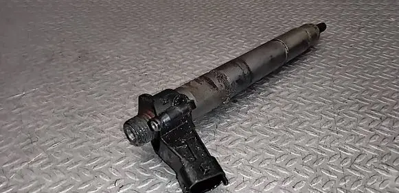 Chrysler Grand Voyager V Fuel injector 0445115067 15062058F