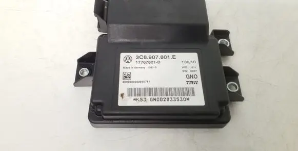 Volkswagen PASSAT B6 Hand brake control module 3C8907801E 17767601B