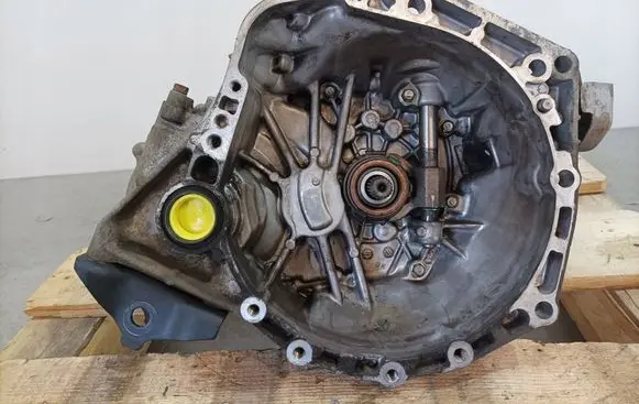 Toyota Yaris Manual 5 speed gearbox K969584867