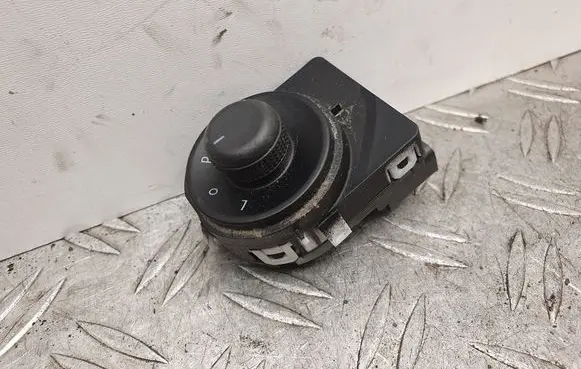 Opel Zafira C Wing mirror switch 13271827