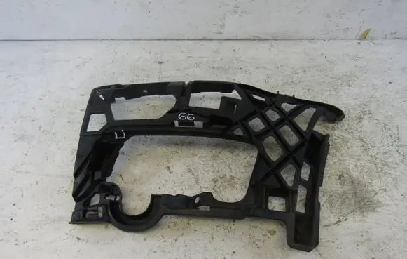 Front bumper mounting bracket