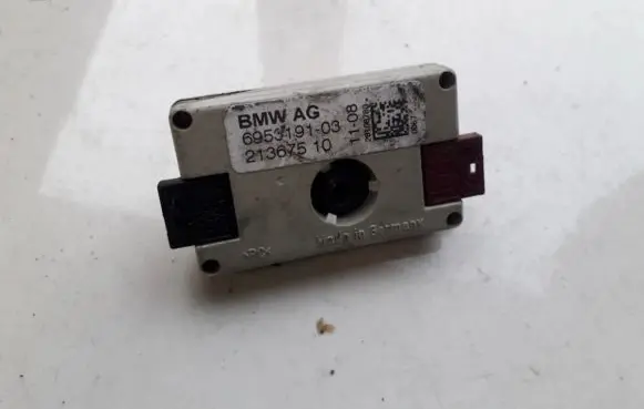 BMW 5 E60 E61 Antenna control unit 695319103 6953191-03