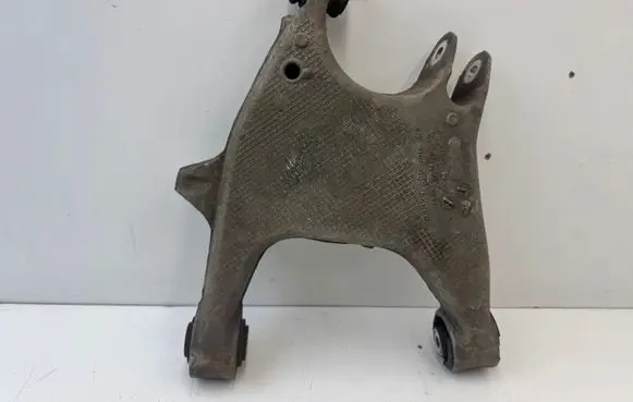 Rear upper control arm/wishbone