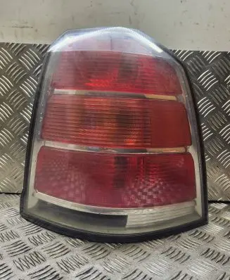 Opel Zafira B Rear/tail lights UL033