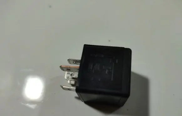 Volvo V50 Other relay V23134A52X345