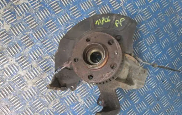 Seat Toledo II (1M) Front wheel hub spindle knuckle