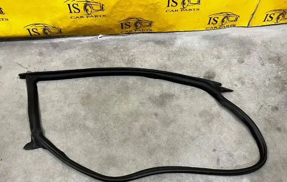 Tesla Model 3 Front door rubber seal 109049900K 109050000K