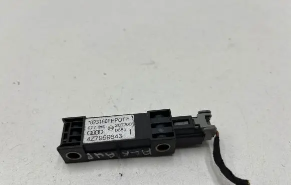 Audi A6 S6 C5 4B Airbag deployment crash/impact sensor 4Z7959643 200200 023160FHP0T