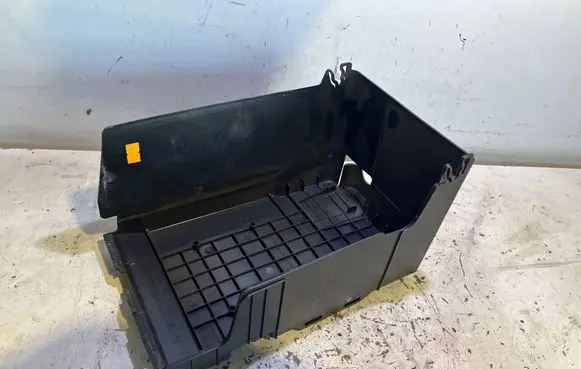 Citroen C3 Aircross Battery box tray 9823055280 1150201