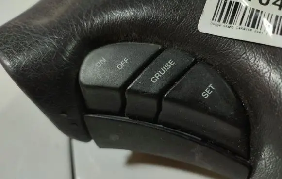 Steering wheel buttons/switches
